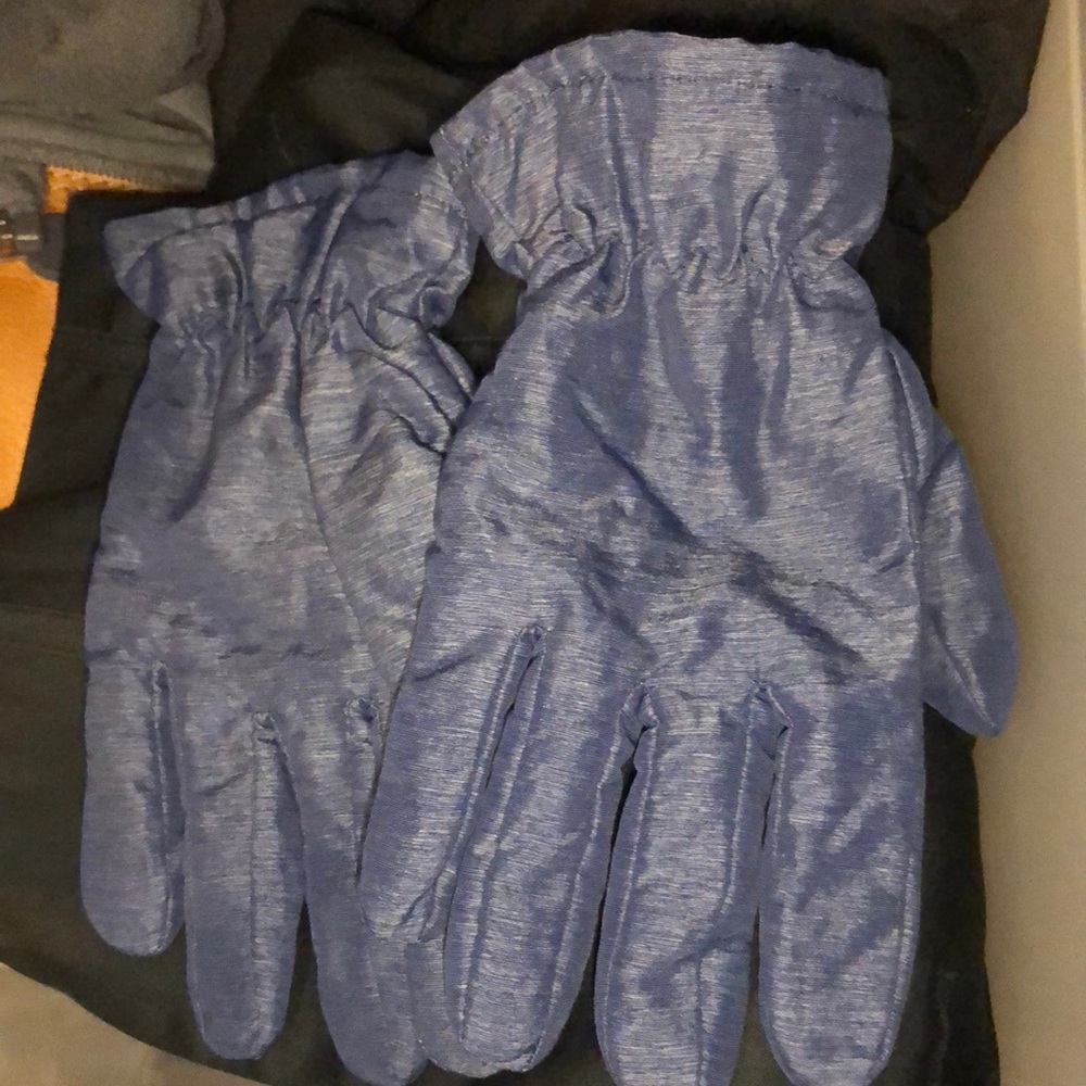 Crazy 8 gloves